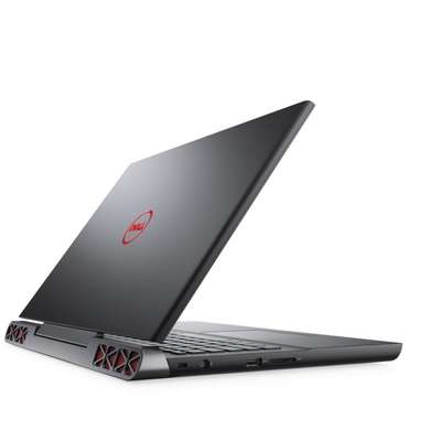 Laptop Dell DL IN 7567 UHD I7-7700HQ 16 512 1050TI