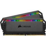Memorie RAM Corsair Dominator Platinum RGB 64 GB (2x32 GB) DDR4 3200 (PC4-25600) C16 1.35 V - Black