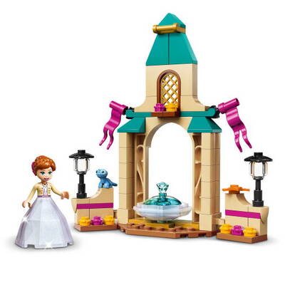 LEGO Disney - Curtea Castelului Annei 43198, 74 piese