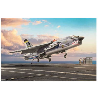 Macheta / Model Italeri F-8E Crusader