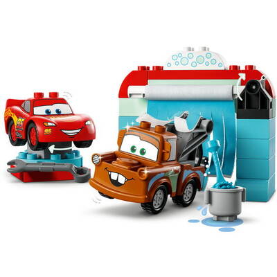 LEGO DUPLO Distractie la spalatorie cu Lightning McQueen si Mater 10996