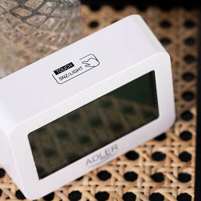 Adler Ceas cu alarma pe baterii AD1196W