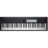  Launchkey 61 MK4 - MIDI keyboard 61 keys